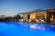 3* Хотел Altamar Евия - с открит басейн на 500 м от брега