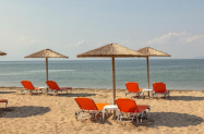 4* Хотел Sun Beach до Солун - на първа линия + чадър на плажа