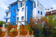 Семеен хотел Анди Черноморец - хотел до центъра, на 300 м от морето