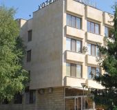 Хотел Централ