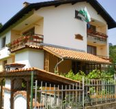 Къща Поколения