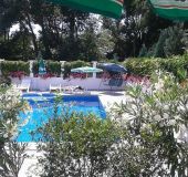 Семеен хотел Ариана