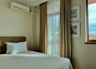Family hotel Red house Family, Ravda