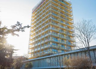 Hotel IHS Fr. Joliot Curie, Constantine and Helena