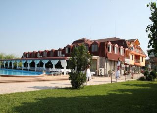 Hotel Kompleks Racic, Voyvodinovo