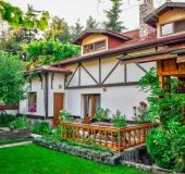 Семеен хотел Лазов