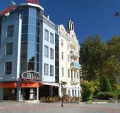 Хотел Опера Плаза