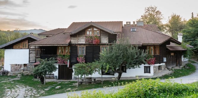 Къщи Кандафери