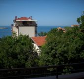 Къща за гости Скритият мъж