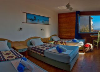 House Sunrise, Chernomorets