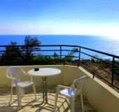 Хотел Бисер