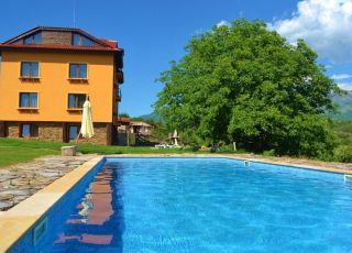 House Villa Aya, Smochevo