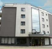 Хотел Орловец