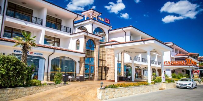 Хотел Палас Марина Диневи