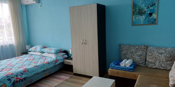 Апартамент Юли