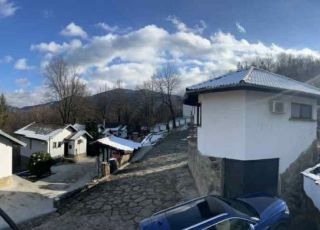 House Sveta Gora, Oreshak