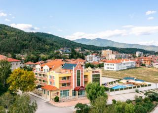 Hotel Holiday, Velingrad