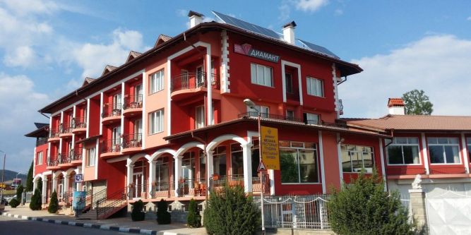 Семеен хотел Диамант