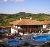 Пъргавеловите къщи