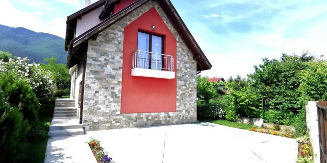 Къща Весита Чучугановата