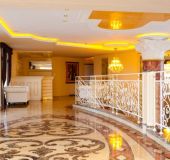 Хотел Голден Рейнбоу