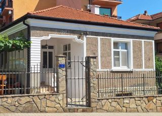 House Sofia, Chernomorets