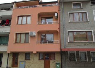Separate room Donka 1 and 2, Pomorie