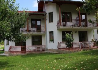 Family hotel Kray rekata, Balkanets