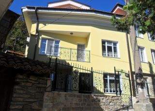 Apartment The house with the fountain, Veliko Tarnovo