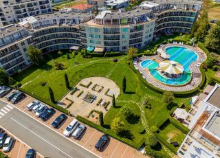 Apartment Complex Sunny Island, Chernomorets