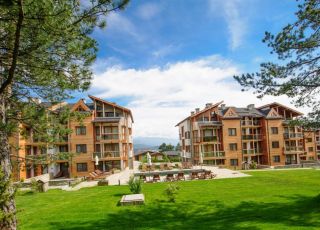 Hotel Golf Apartment Complex, Razlog
