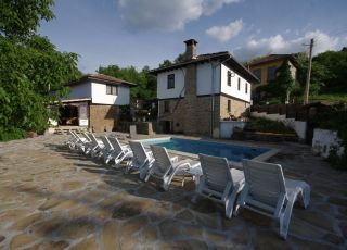 House Ese, Bankovtsi
