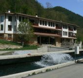 Комплекс Рибарската Хижа