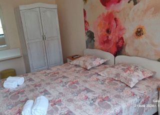 Апартамент Батоеви