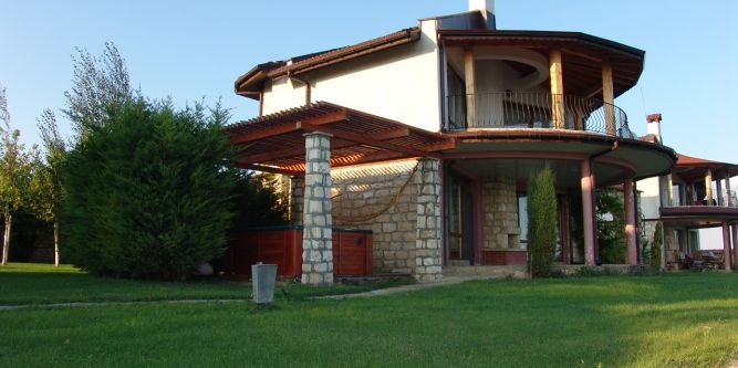 Къщи за гости Морски бриз в Топола на цени от 250 лв, отзиви, снимки ...