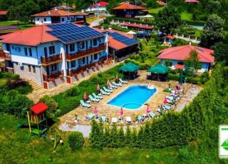 Family hotel KrisBo, Donkovtsi