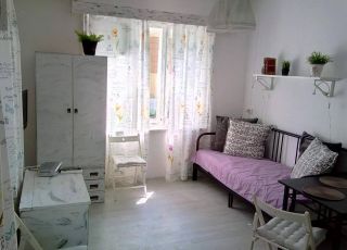 Separate room Damyanovi, Varna