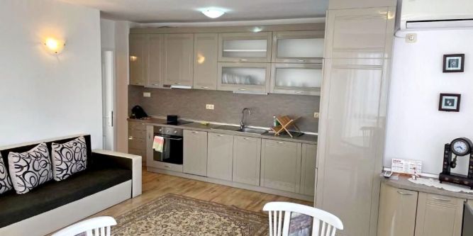 Апартамент Ади