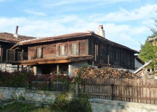 House Margarita, Brushlyan
