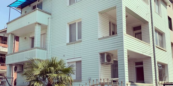 Къща Иванови