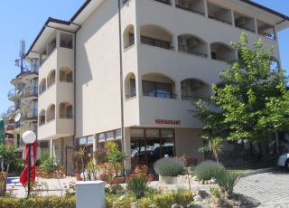 Family hotel Juzhni noshti, Saint Vlas