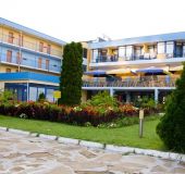 Хотел Азуро