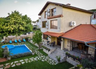 House Villa Komitata, Balchik