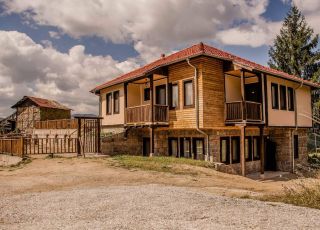 House BorIana, Borovo, Krystova gora