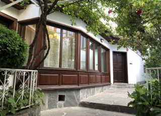 House Fancy Old house with yard, Plovdiv