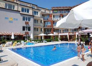 Apartment in Sunny House hotel, Nessebar