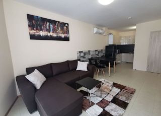 Тристаен апартамент на къмпинг Градина