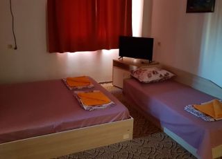 Family hotel Djovani, Kiten