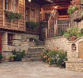 Йовина Къща