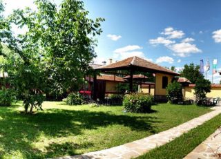 House Rosna Villa, Rosno